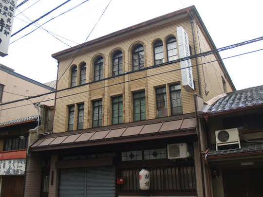 石田愛商店 近代建築を訪ねて 近代建築 近代化遺産 レトロな建物