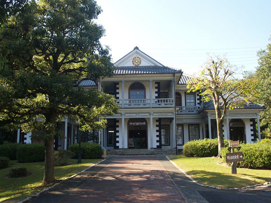 東山梨郡役所: 近代建築を訪ねて（近代建築・近代化遺産・レトロな建物）